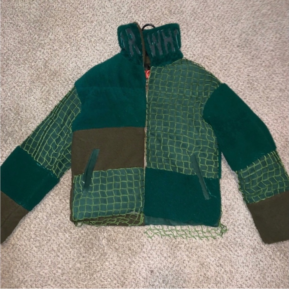 WHO DECIDES WAR PUFFER COAT